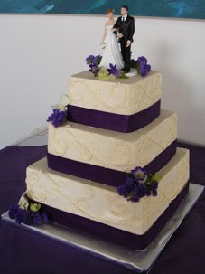 Wedding Cakes: Maine Weddings