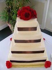 Wedding Cakes: Maine Weddings